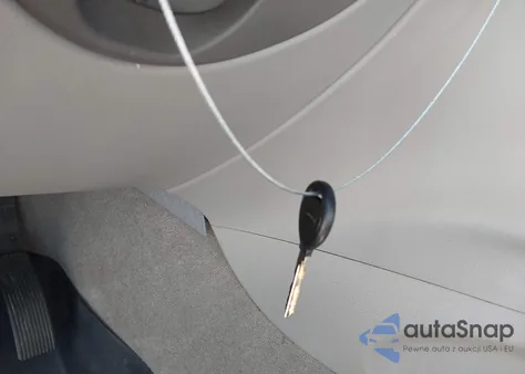 2011 Jeep Grand Cherokee Laredo from USA, damaged, VIN 1J4RS4GG5BC613366